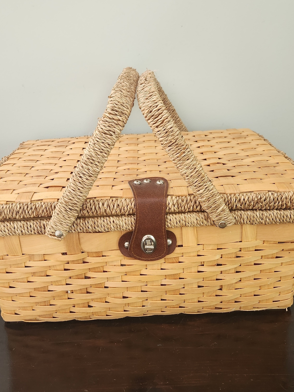 Woven Natural Picnic Basket with Brown Leather Accent